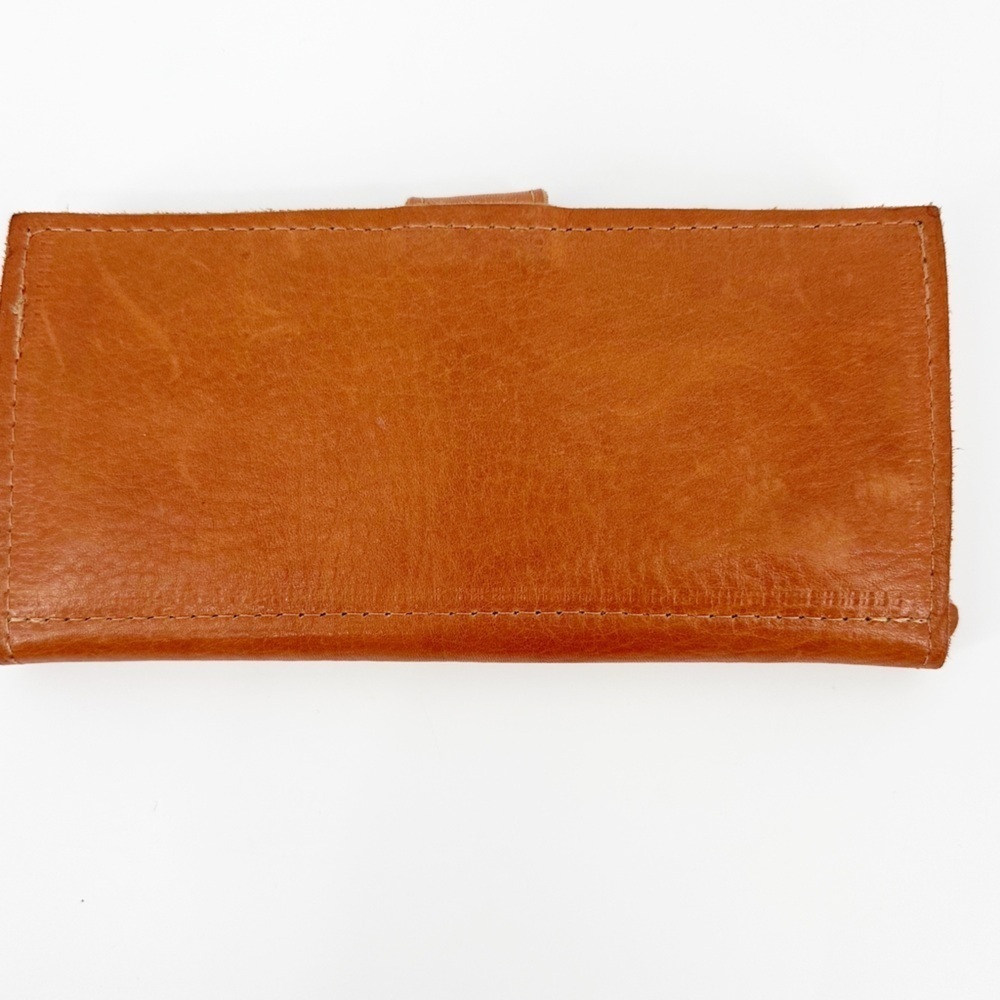 Casia Malva Leather Wallet - Picture 2 of 5